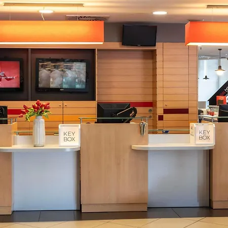 Ibis Meridiana 2* Barcellona