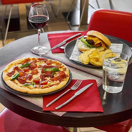 Ibis Meridiana 2* Barcelona