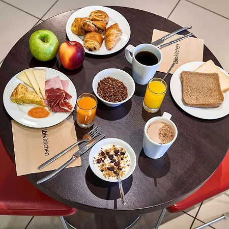 Hotel Ibis Meridiana 2*