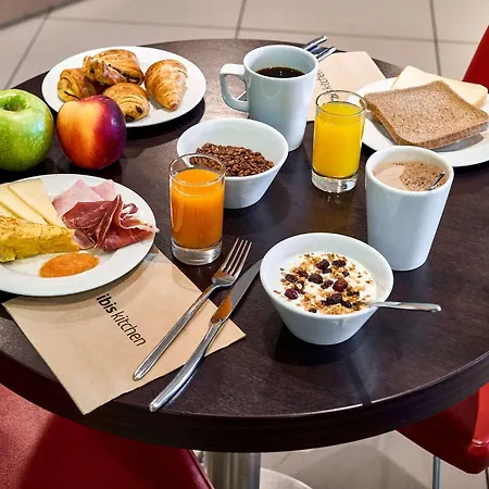 Hotel Ibis Meridiana 2*