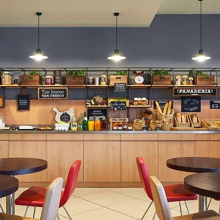 Hotel Ibis Meridiana Barcelona