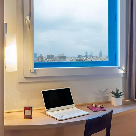 Ibis Meridiana Hotel 2*